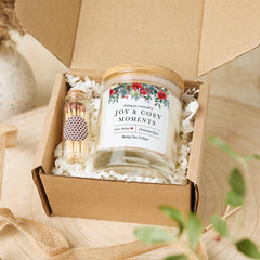 Personalised Christmas Candle Gift for Her with Name Floral Festive Design Cosy Holiday Present for Her Family Friend Home Decor