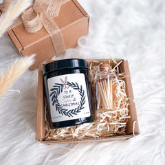 Christmas Gift for Sister Scented Candle Sister Xmas Gift Box Merry Cosy Unique Vegan Xmas Present To a Lovely Sister