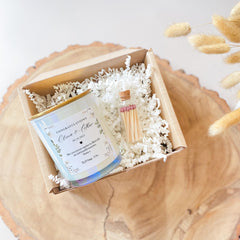Engagement or Wedding Candle Gift for a Couple Personalised Keepsake for Fiance, Fiancee Congratulations Present From Mum Dad Grandparents
