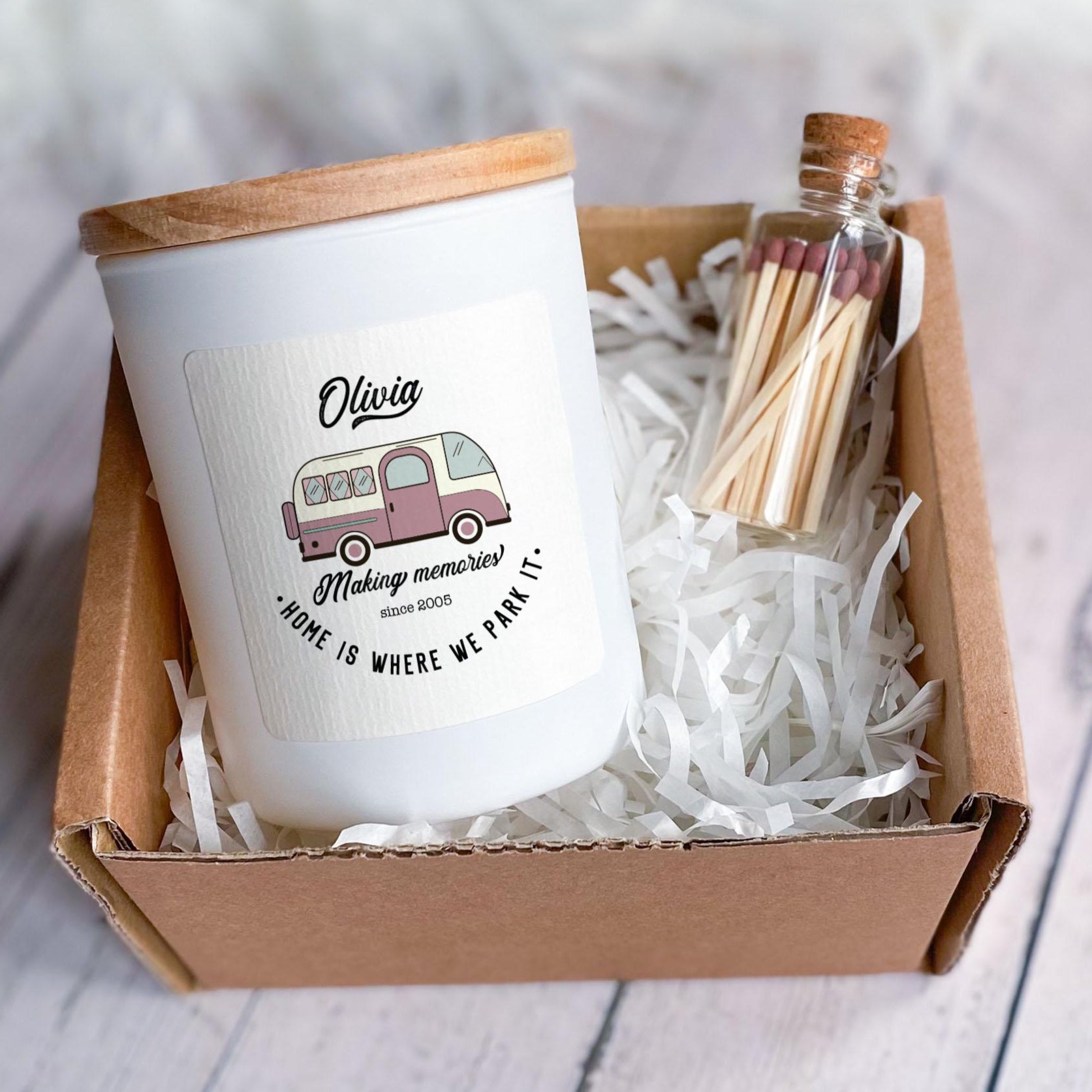 Personalised Caravan Candle Gift for Travel Lovers Keepsake for Couples Friends Traveller Present Accessories Camping Retro Motorhome Owner