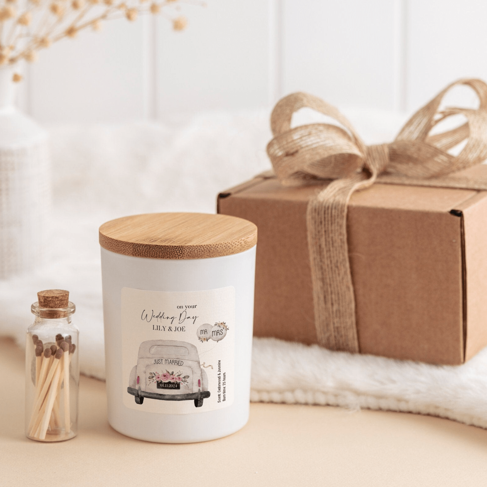 Personalised Wedding Gift Soy Wax Scented Candle, With date couple's names, Mr Mrs On Your Wedding Day Hand - Poured Cosy Gift for Newlywed