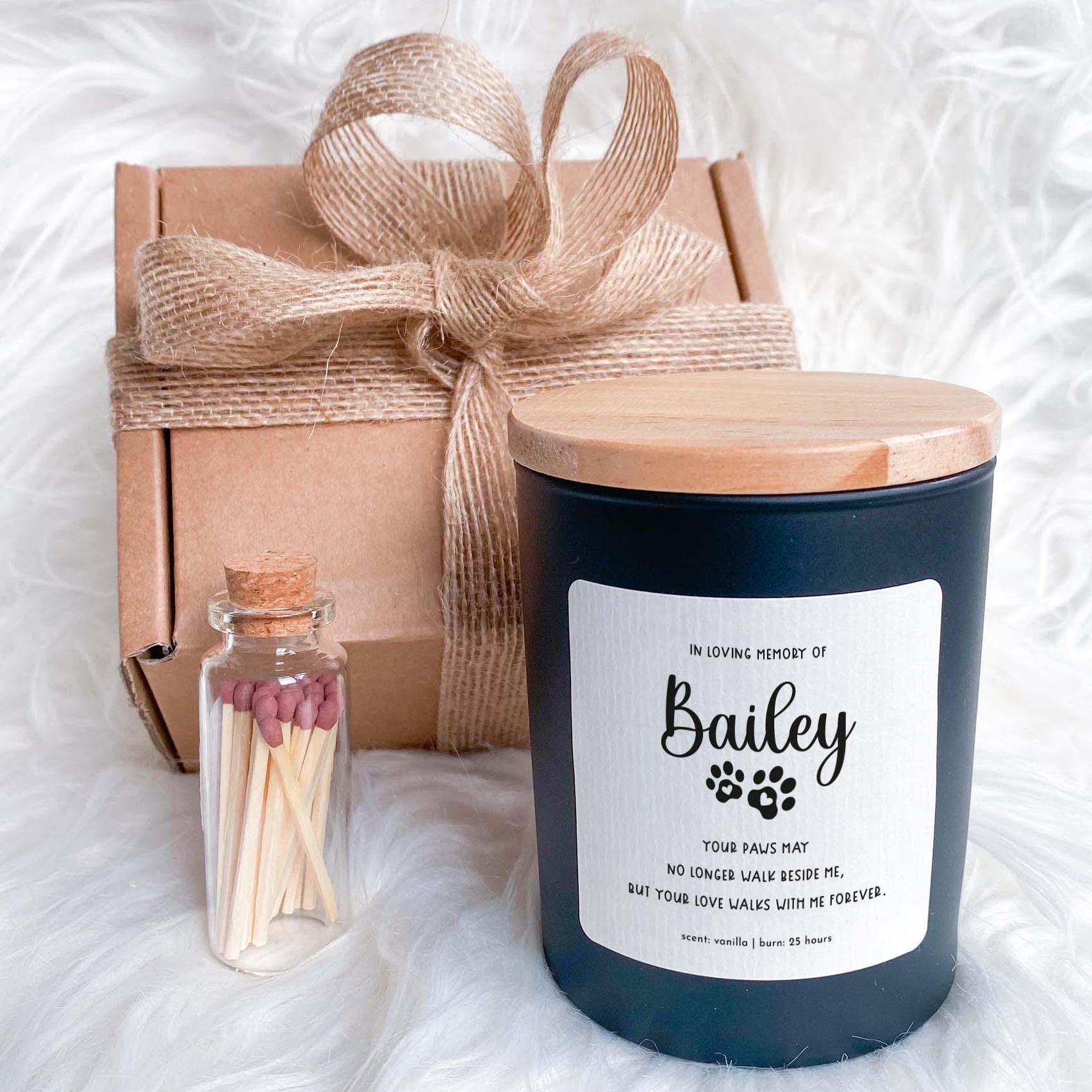 Pet Loss Remembrance Candle Custom Name Paw Print In Loving Memory Of Gift for Dog Cat Owners Sympathy Memorial Gift Pet Loss Candle