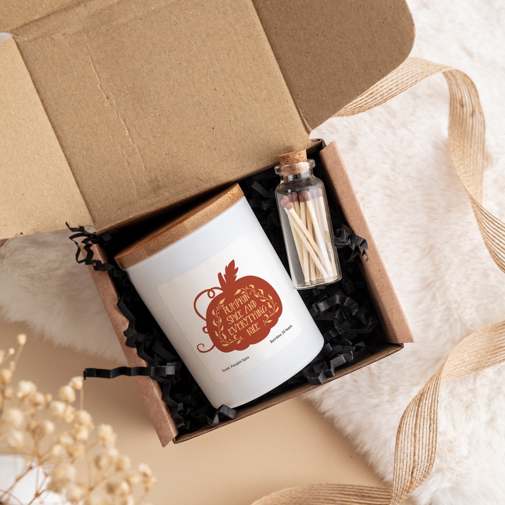 Pumpkin Spice Soy Wax Scented Candle, Autumn Candle Hand - Poured Cosy Autumn Gift for Friends Mum Dad Grandma Home Decor September Birthday