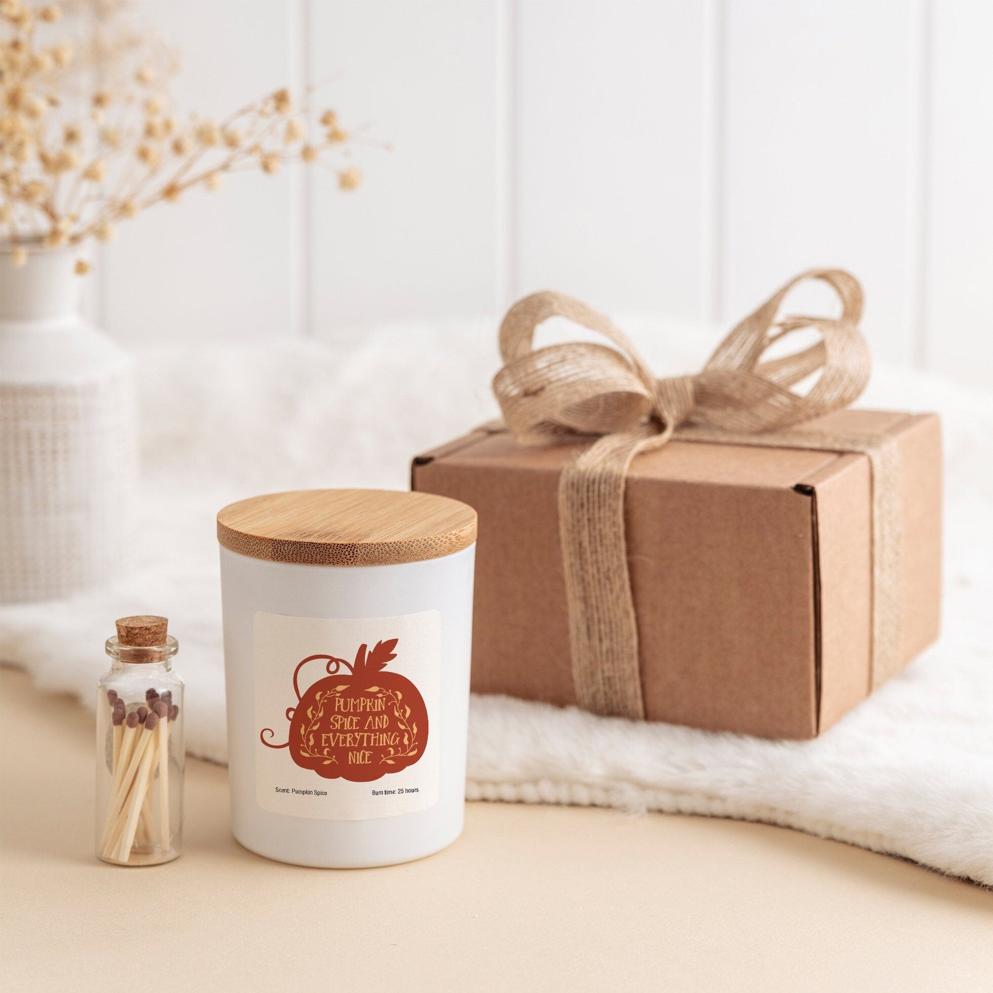 Pumpkin Spice Soy Wax Scented Candle, Autumn Candle Hand - Poured Cosy Autumn Gift for Friends Mum Dad Grandma Home Decor September Birthday