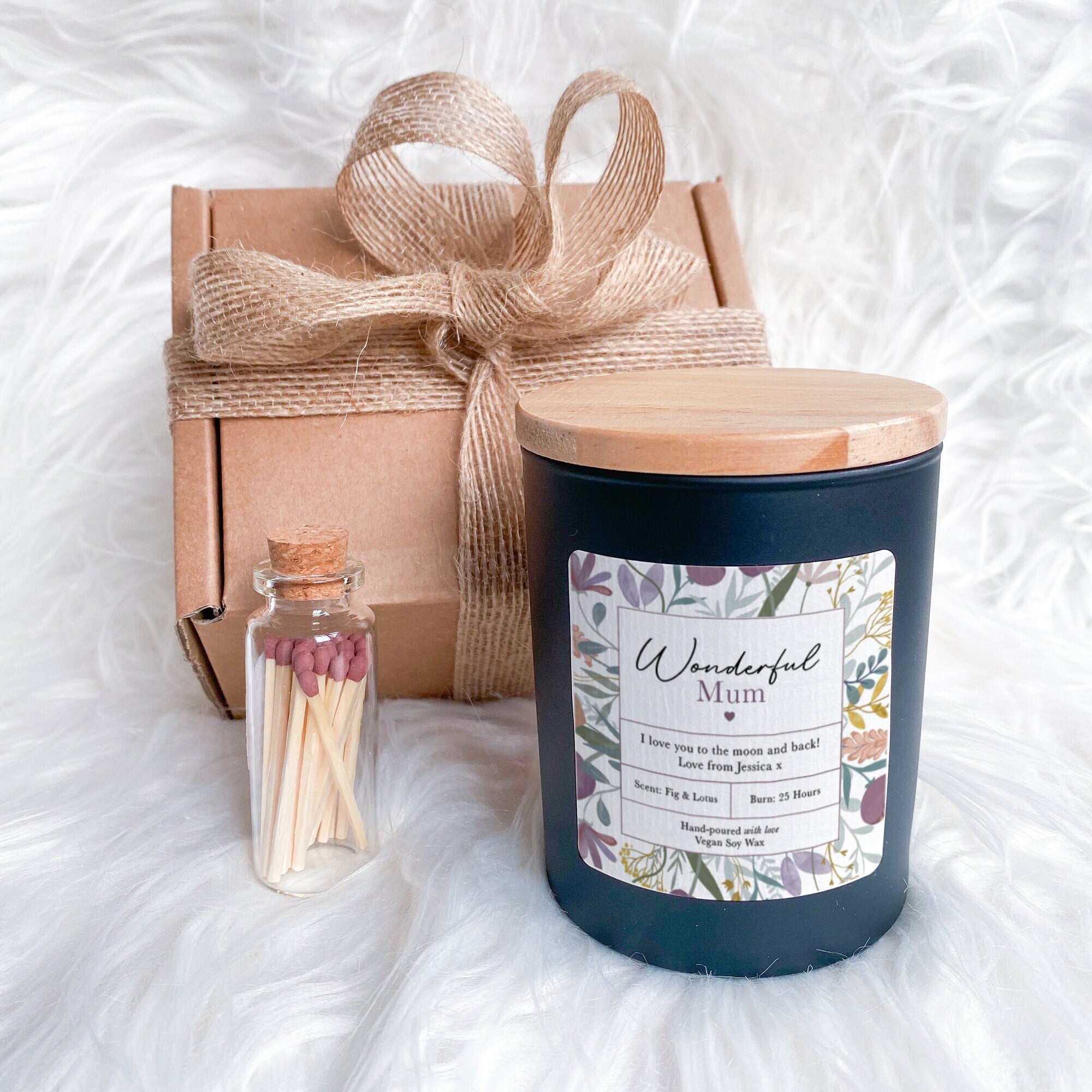 Wonderful mum scented soy wax vegan candle with your own text Gift for grandma nanny nana mummy mama sister First Mother's Day 1st keepsake